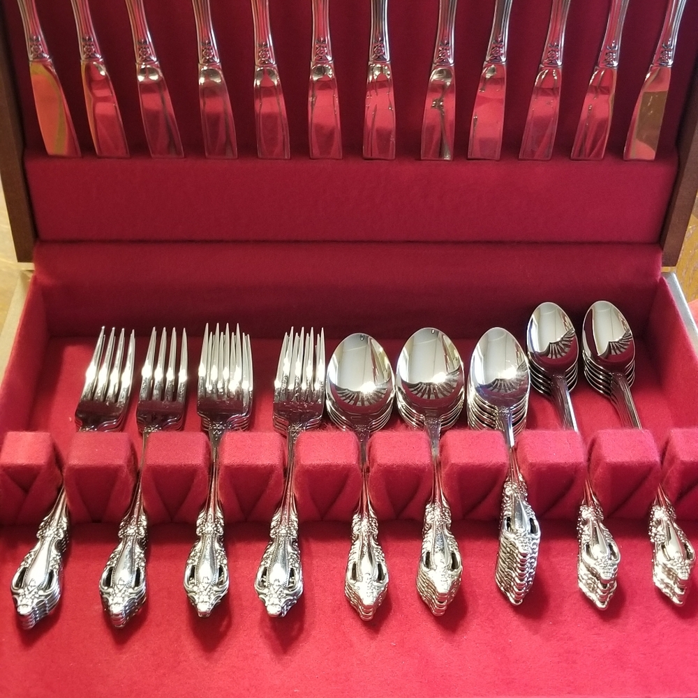 SOLD Distinction Deluxe stainless steel
